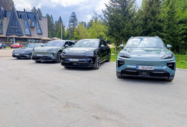Porsche Road Show Cayenne Electric – SUV sa performansama trkačkih bolida