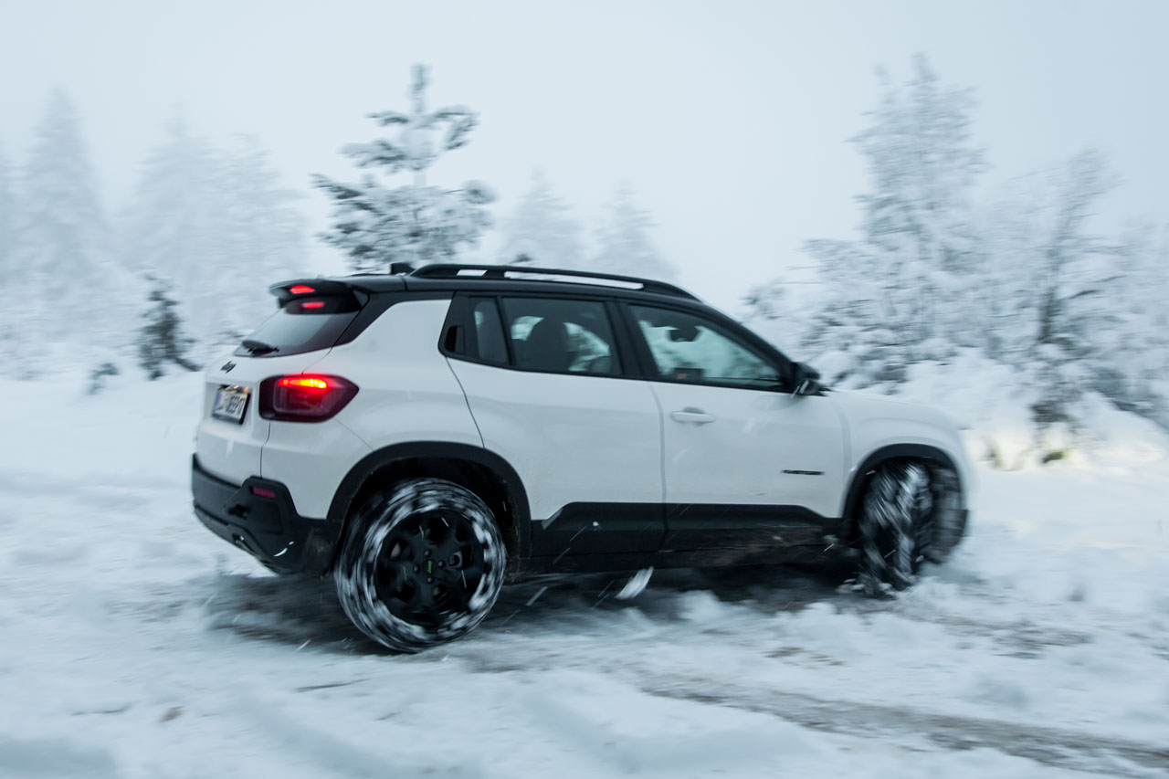 Test Jeep Avenger 4xe