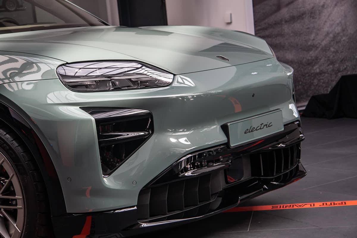 Porsche Cayenne Electric