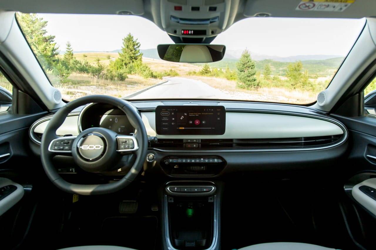 Test Fiat 600 hybrid La Prima