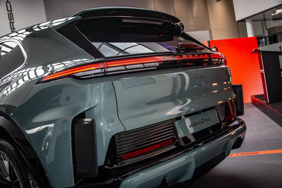 Porsche Cayenne Electric