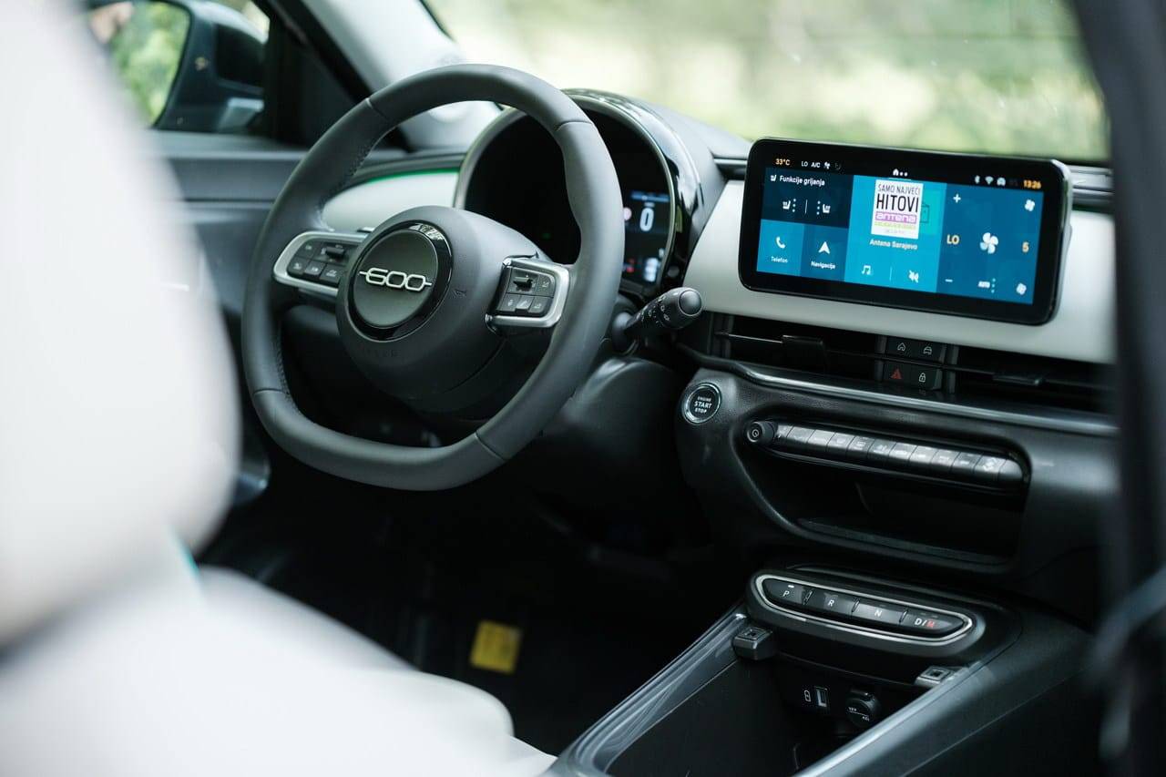 Test Fiat 600 hybrid La Prima