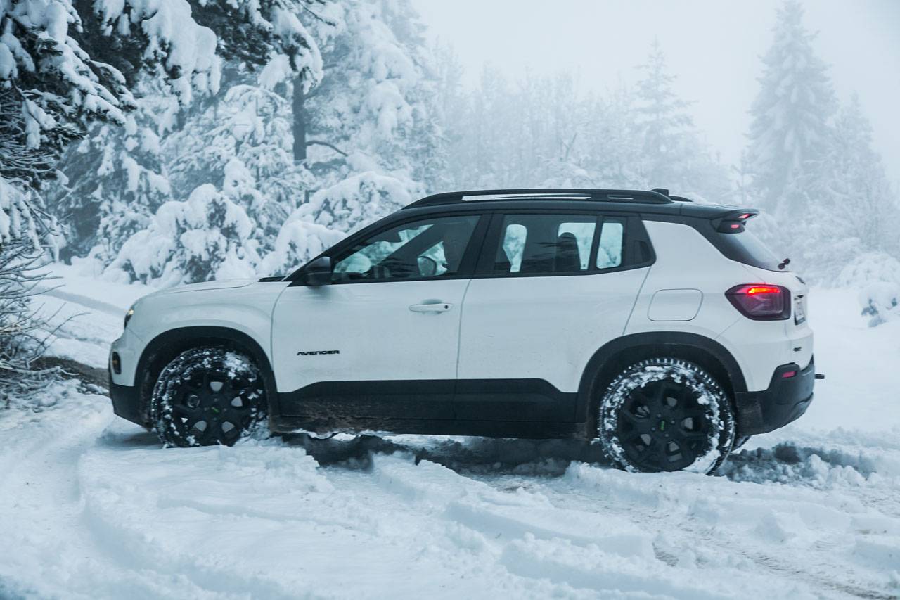 Test Jeep Avenger 4xe