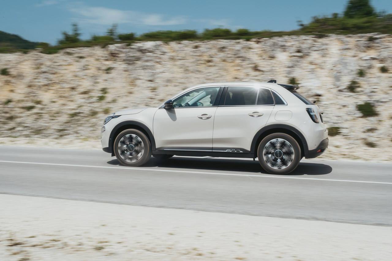 Test Fiat 600 hybrid La Prima