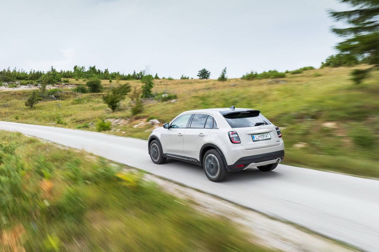 Test Fiat 600 hybrid La Prima