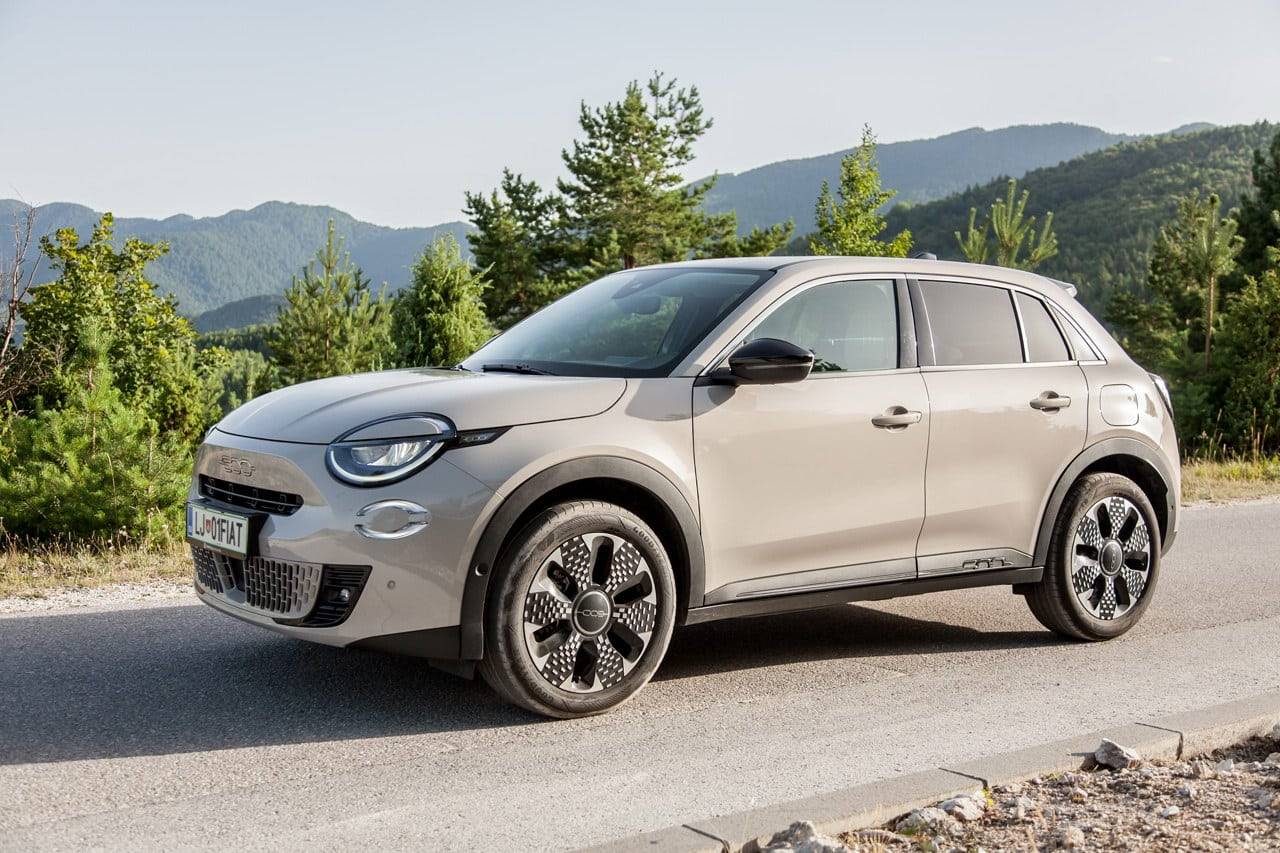 Test Fiat 600 hybrid La Prima