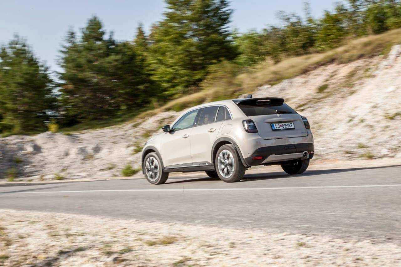 Test Fiat 600 hybrid La Prima