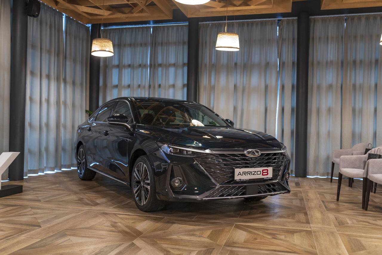 Chery Arrizo 8