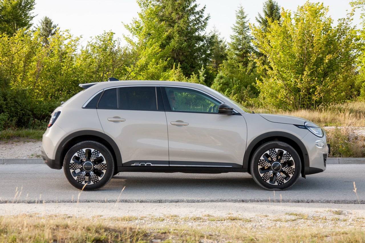 Test Fiat 600 hybrid La Prima