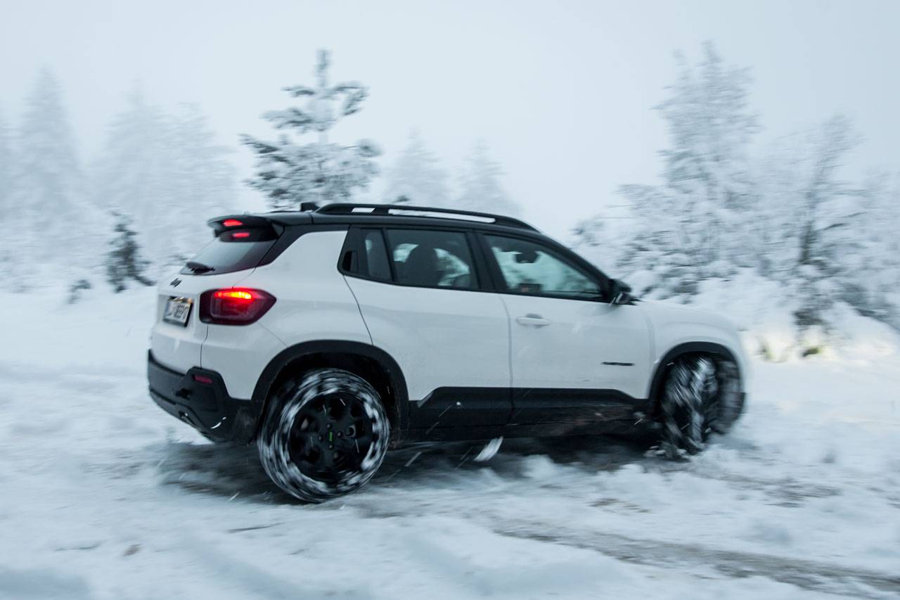Test Jeep Avenger 4xe
