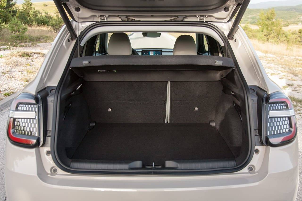 Test Fiat 600 hybrid La Prima