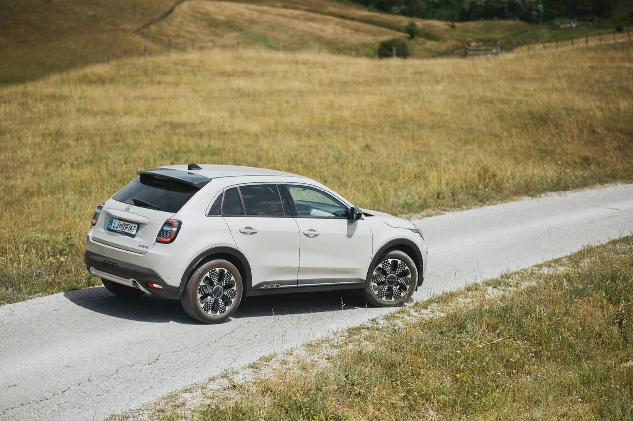 Test Fiat 600 hybrid La Prima