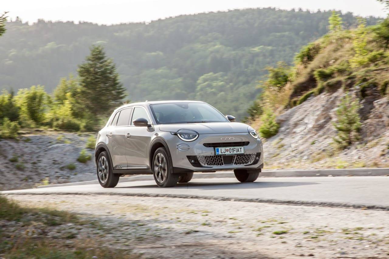 Test Fiat 600 hybrid La Prima