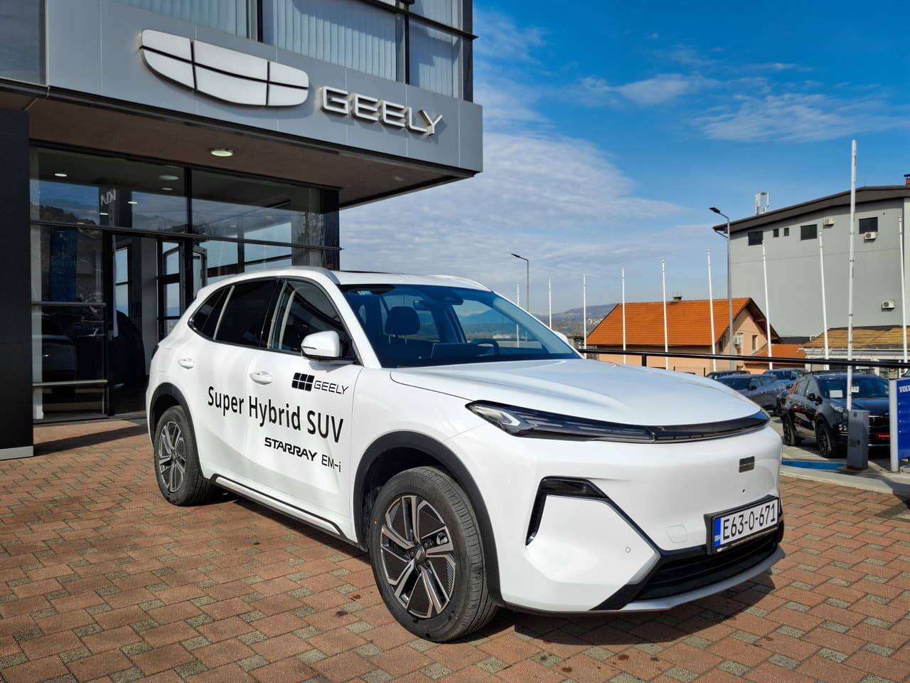 Geely Starray EM-i